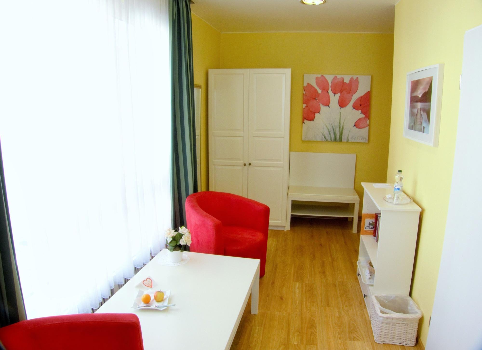 Alpha Hotel 3*
