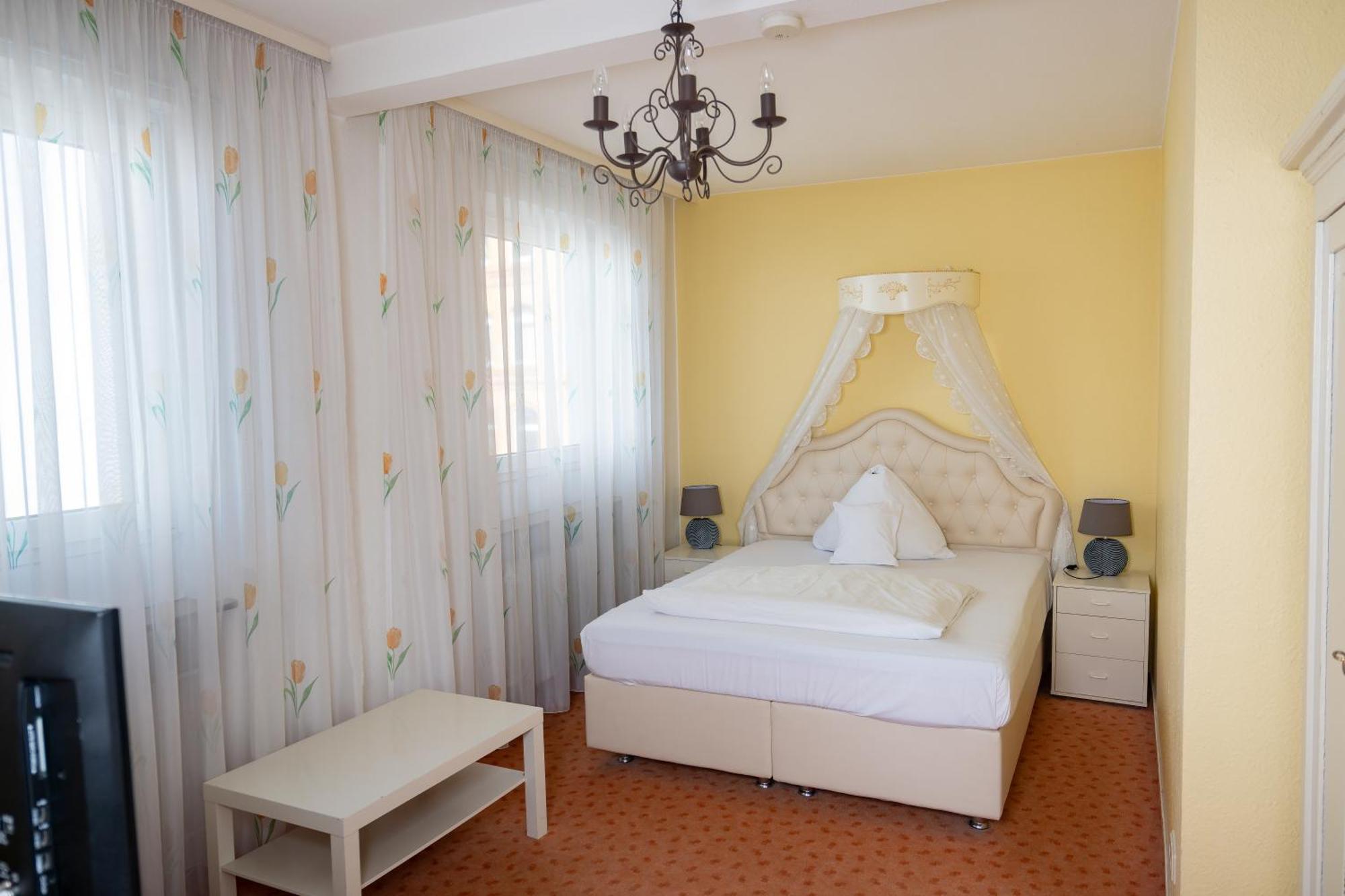 Hotel Alpha
